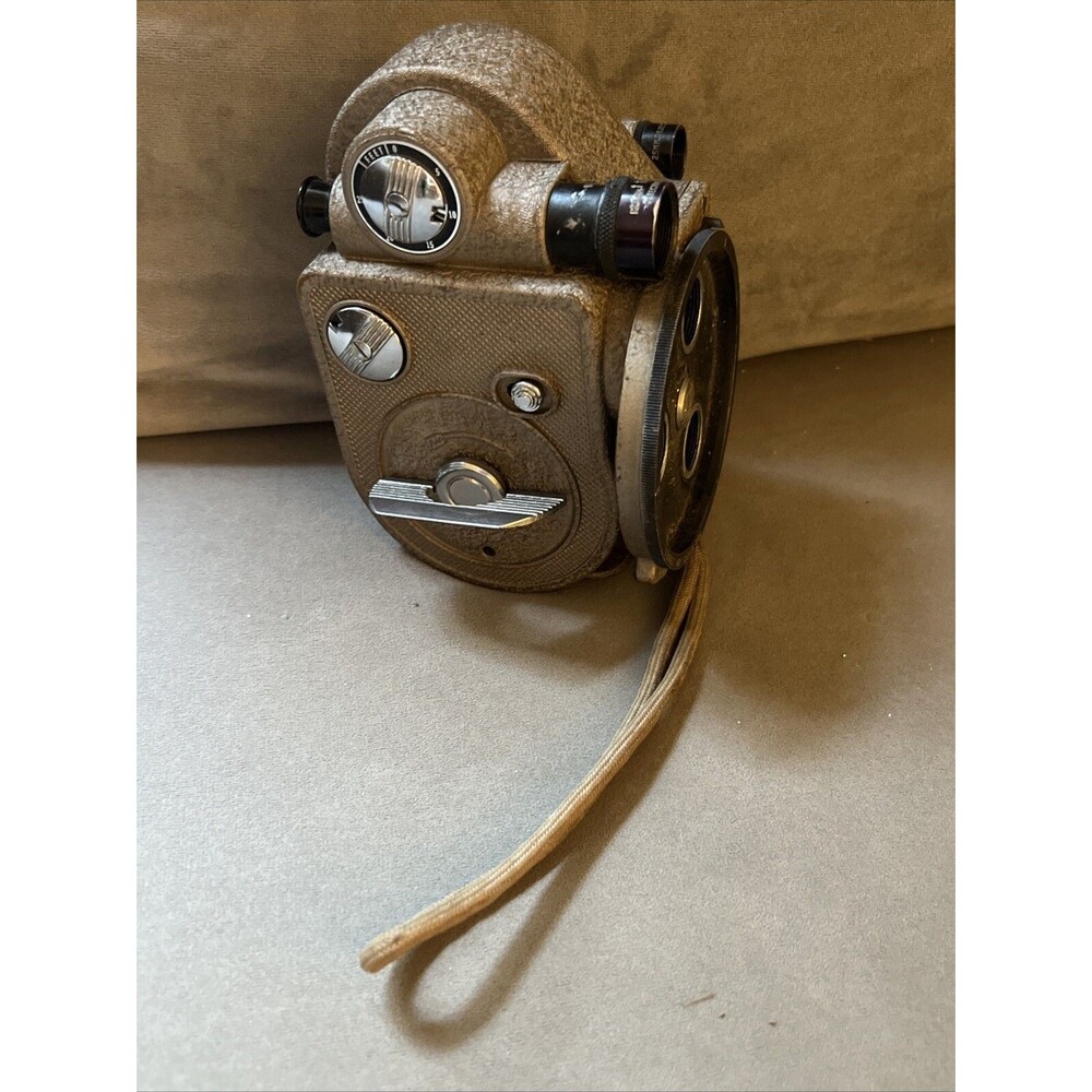 Vintage Revere Eight Model 99 8mm Film Camera Body Runs Made In The USA 🇺🇸